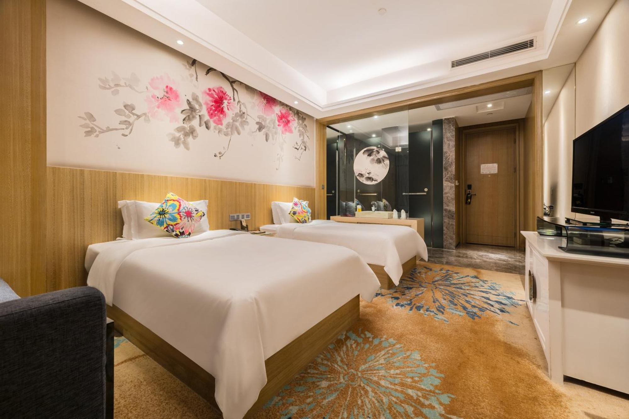 Paco Hotel Tаojin Metro Guangzhou - Free Shuttle Bus For Centen Fair Exteriör bild